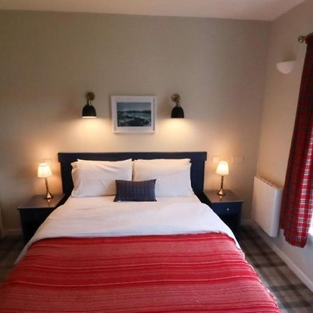 Old Pier House Hotel Fort Augustus Esterno foto