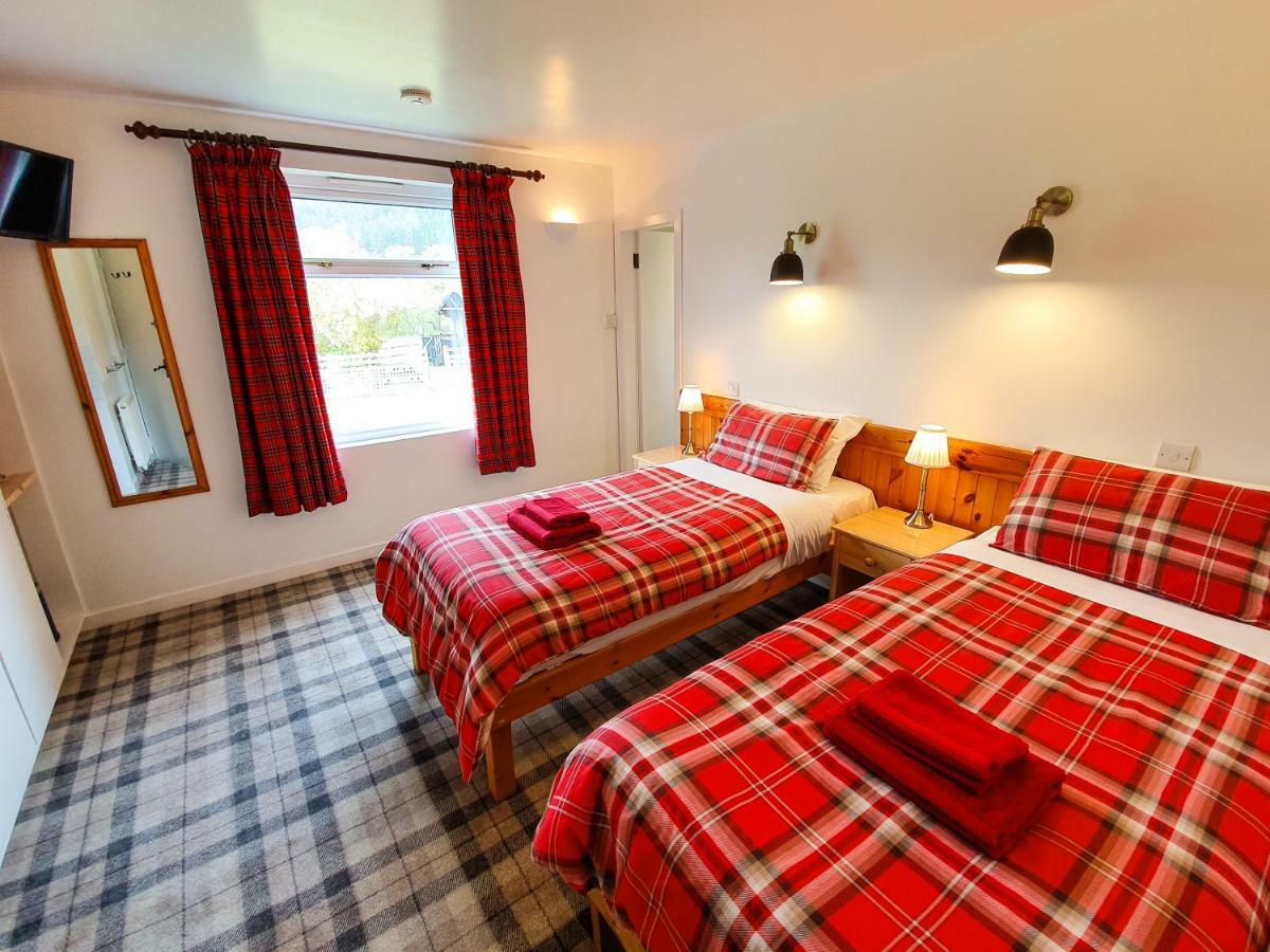 Old Pier House Hotel Fort Augustus Esterno foto