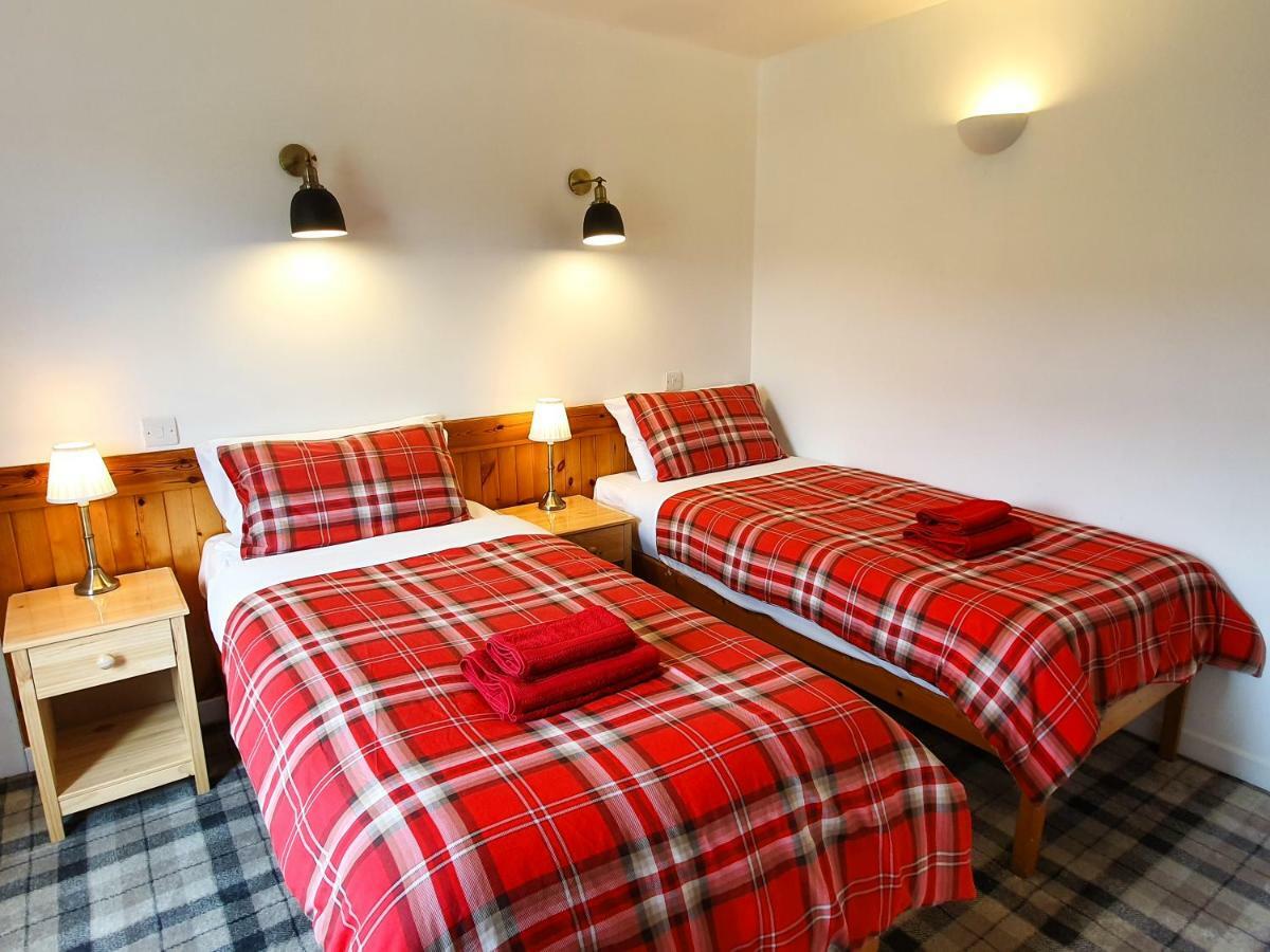 Old Pier House Hotel Fort Augustus Esterno foto